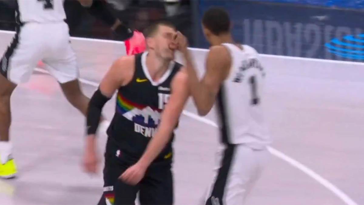 Vembanjama patosirao Jokića, skočila cela klupa Denvera: Sudija ništa nije video, haos u Bol areni