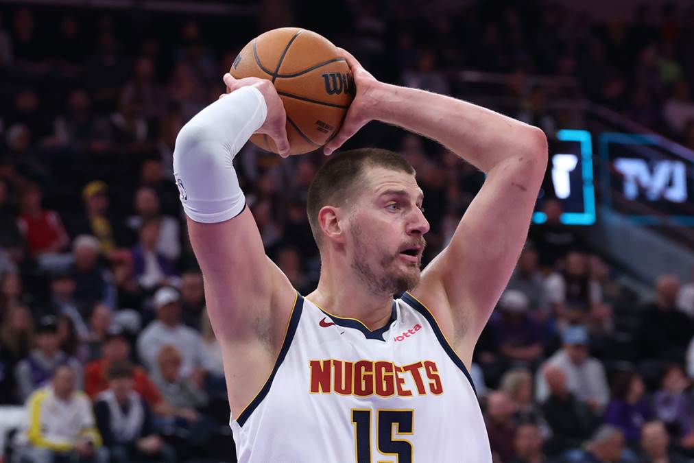 Nikola Jokić gleda i ne veruje: Denveru se upravo sve otvorilo kao nikad u NBA