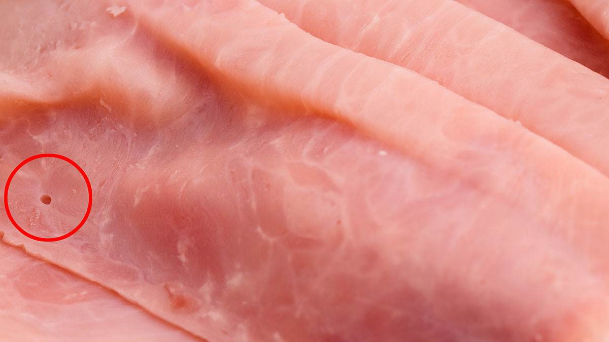 Da li šunka koju ste kupili ima rupice? Malo ljudi zna šta one zaista znače