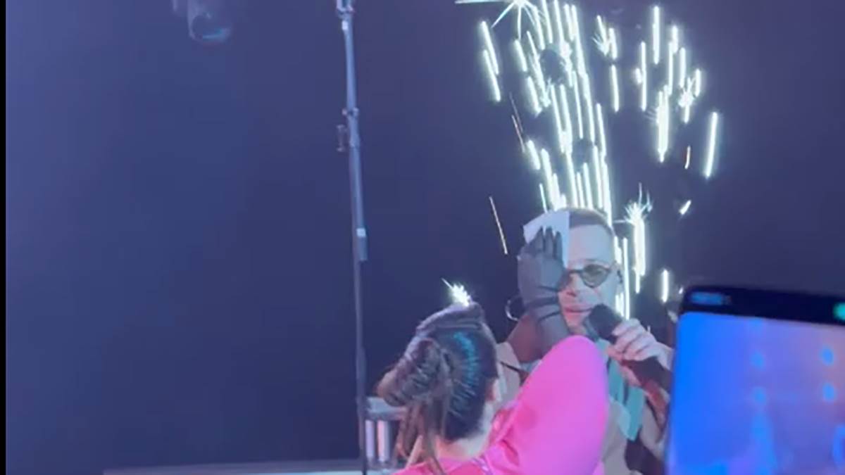 Vlada iz Magla benda prekinuo koncert i sišao sa bine: Prišao njoj i napravio totalnu pometnju, ovo nije očekivala
