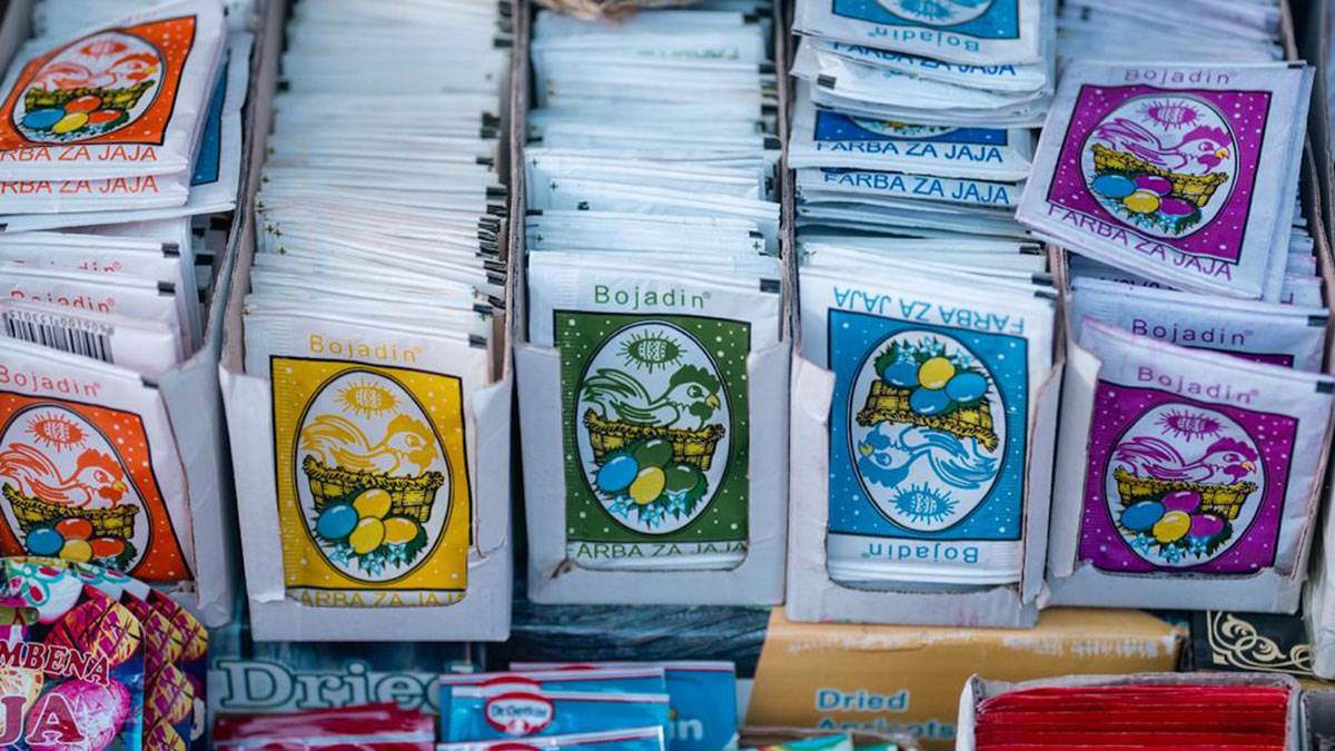 Šta znači oznaka E na kesici boje za farbanje jaja? Obratite pažnju na brojeve između 100 i 180