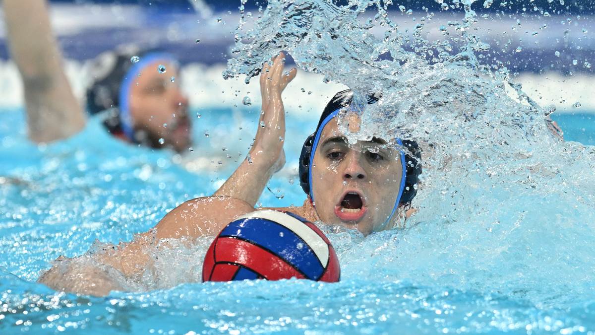 Šok poraz Srbije, ispustila čak 7 golova prednosti: Ipak, mora se reći i šta su sudije radile vaterpolistima