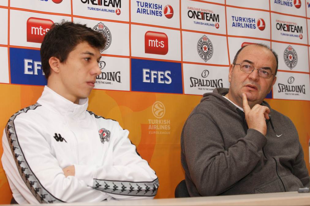 "Mi smo iz Partizana, mi čitamo": Duško Vujošević je stvorio sve ove igrače, dan danas su mu zahvalni