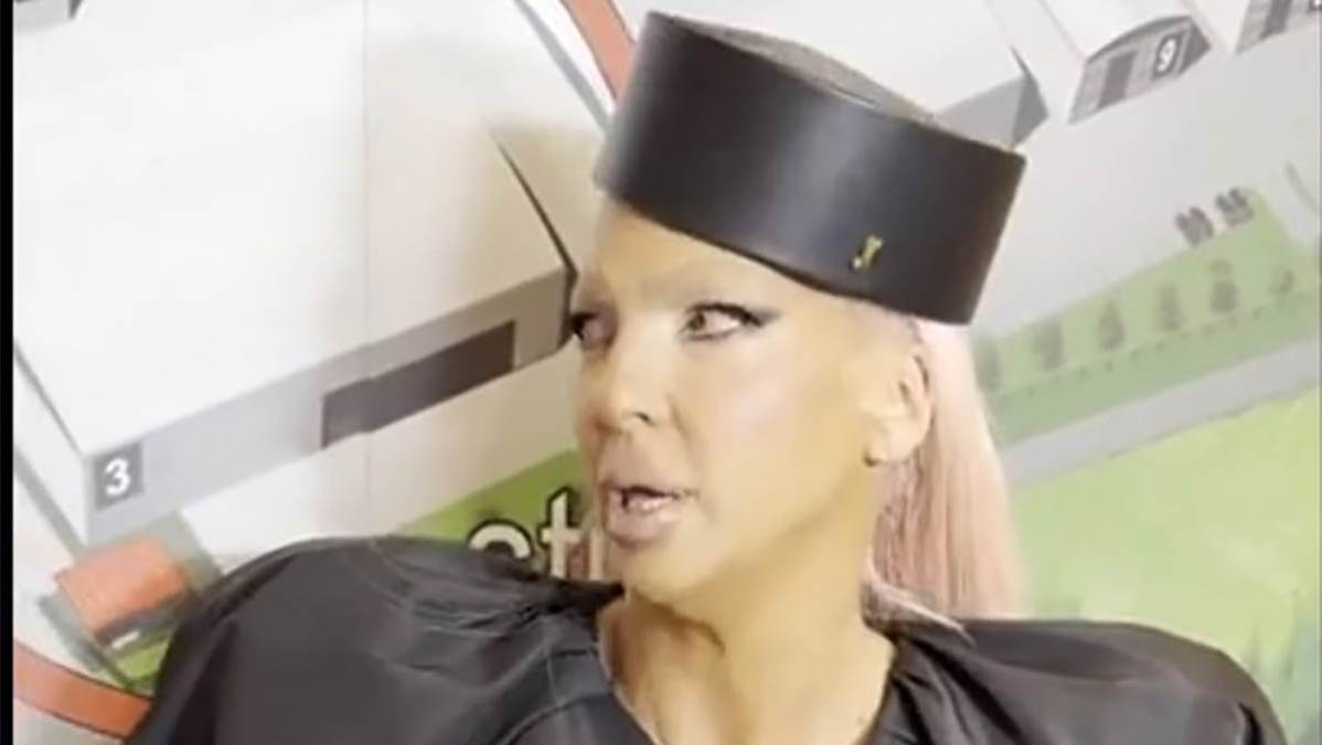 Jelena Karleuša imala nezgodu: Stigla besna na snimanje "Pinkovih zvezda", pa otkrila detalje