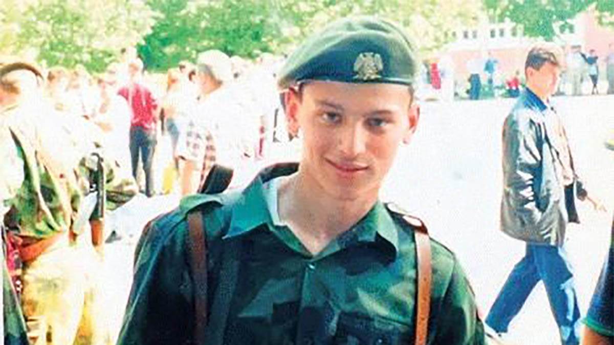 "Bog je hteo mladog i lepog dečaka koji nije bradu obrijao": Vladimir je sa 19 godina mučki ubijen na Košarama