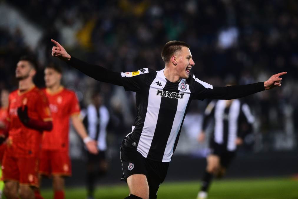 Bomba u Humsoj, Partizan prodaje još jednog igrača: Dva velikana u trci za Ognjena Ugrešića