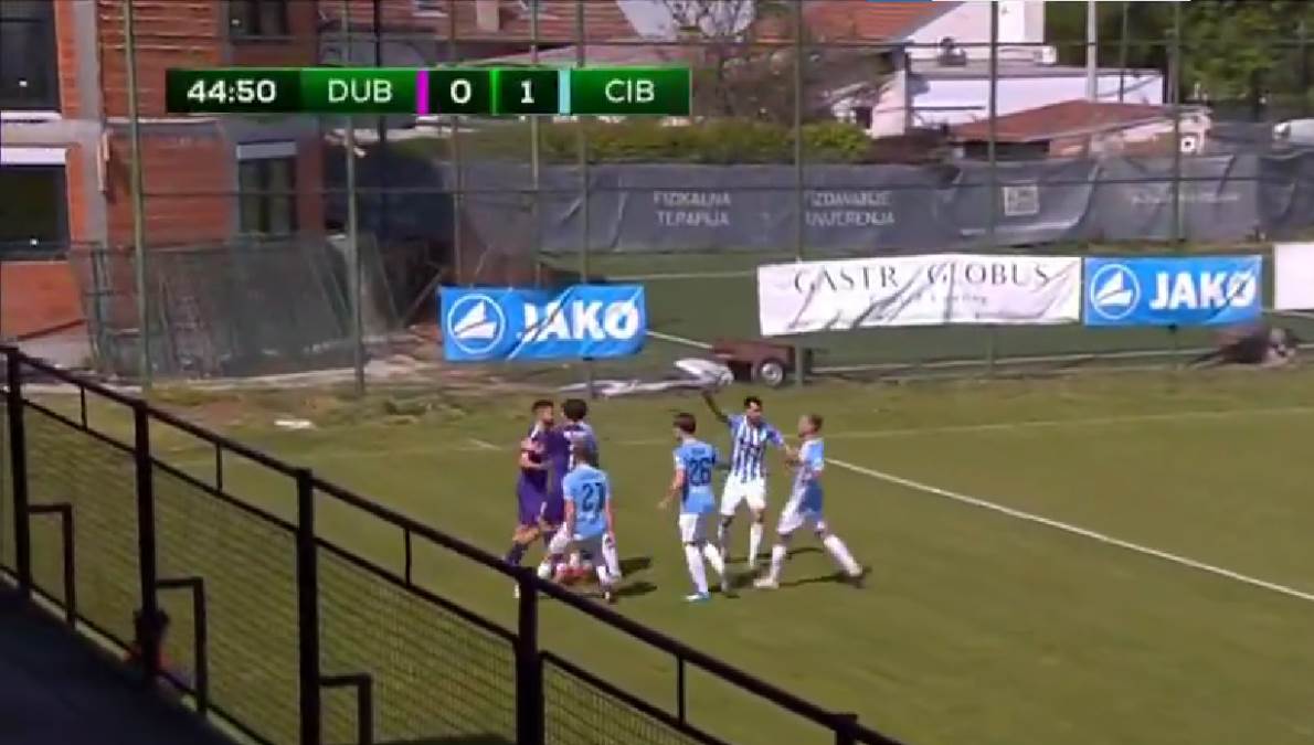 Neviđene scene na fudbalskoj utakmici u Hrvatskoj: Ante jednim potezom napravio potpuni haos