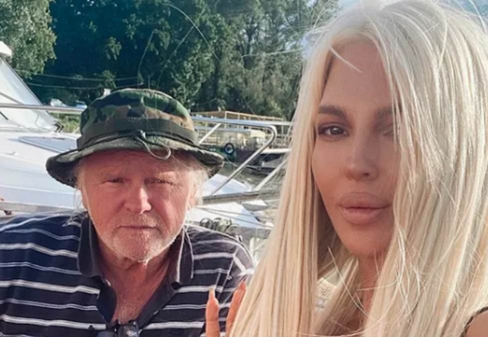 Čime se bavio otac Jelene Karleuše pre policije? Hapsio kriminalce, a ovaj detalj svima promakao