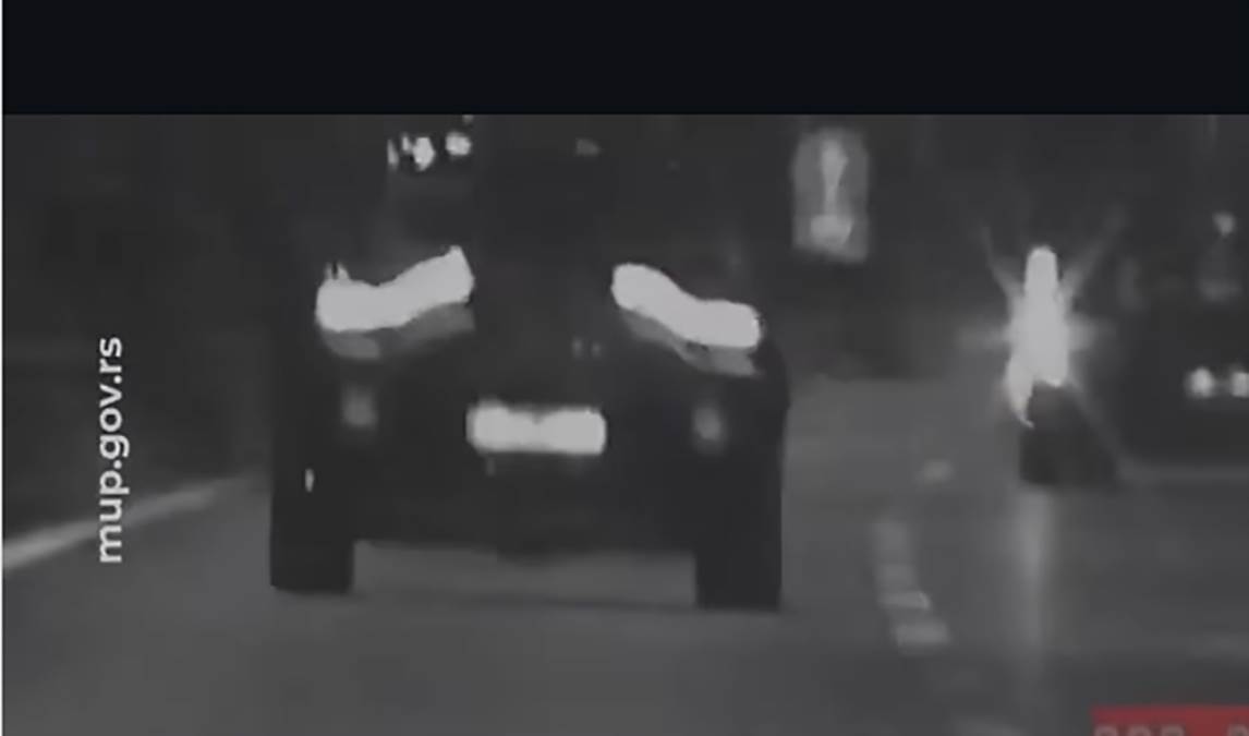 Divljao 243 km/h kroz naseljeno mesto: Vozač (41) isključen iz saobraćaja (Video) 