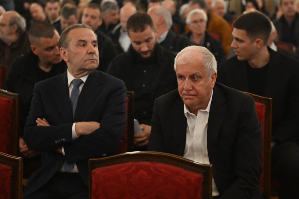 Željko Obradović došao na komemoraciju Vujoševića: Ovako je stigao da se oprosti od Duška