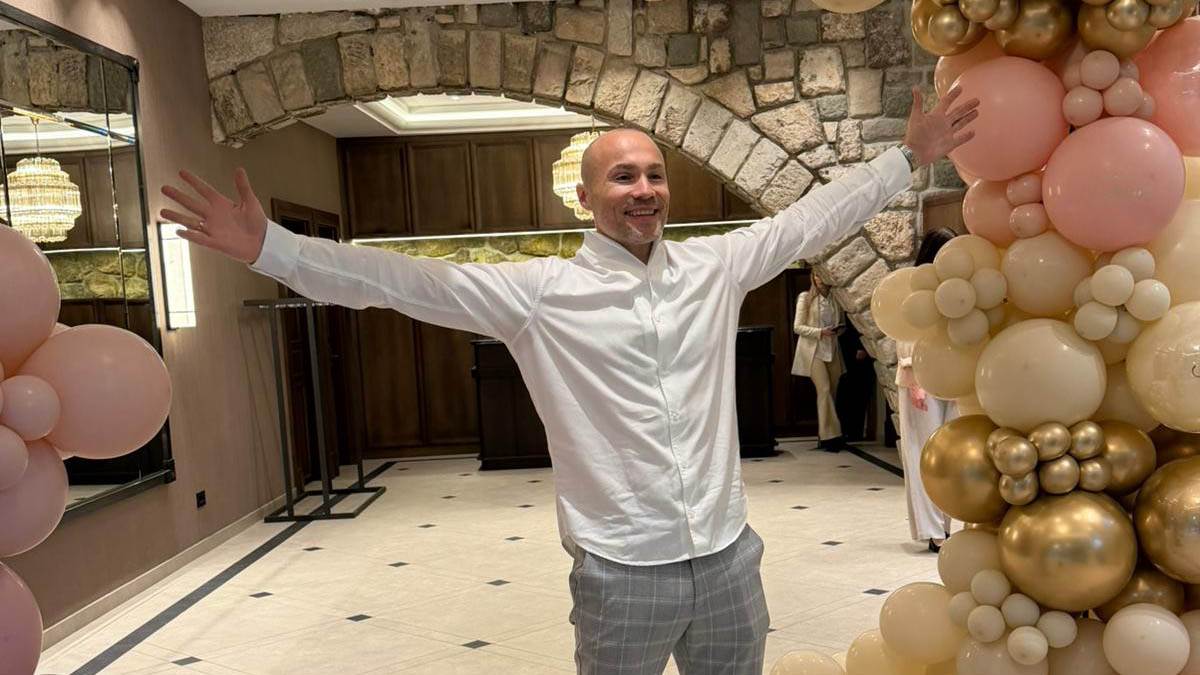 Sofra odrešio kesu za rođenje ćerkice: Pogledajte kako izgleda dekoracija pred slavlje, nije štedeo para 