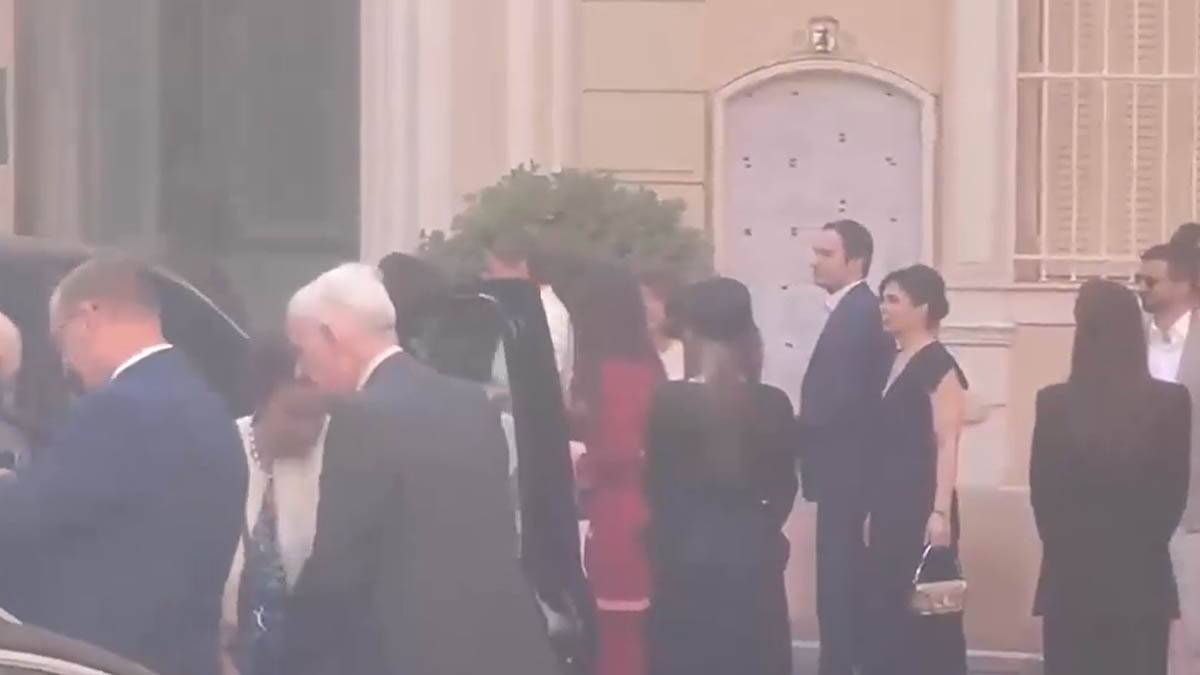 Melina bila jasna, milioner morao da je ispoštuje: Otkriveno zašto se par neće venčati u crkvi