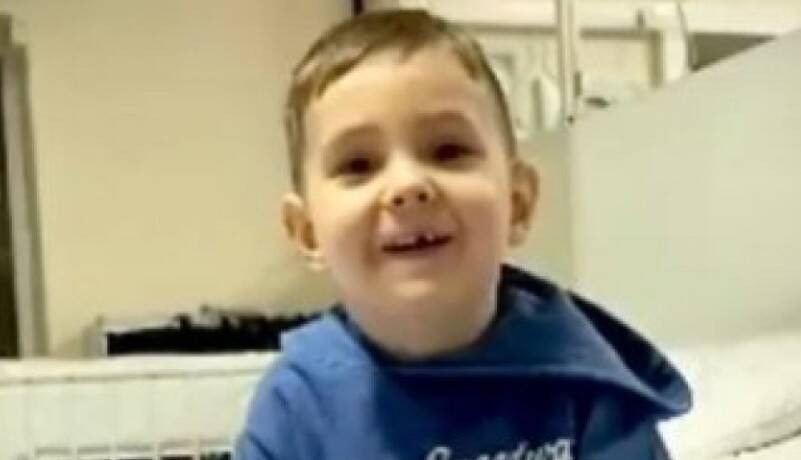 Mali heroj iz Kraljeva Balša (3,5) vodi tešku bitku i potrebna mu je hitna pomoć za lečenje u Francuskoj