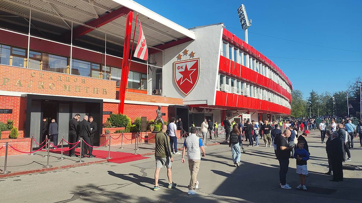 Uživo Zvezda - Partizan 179. večiti derbi: Objavljeni sastavi, crno-beli u problemu