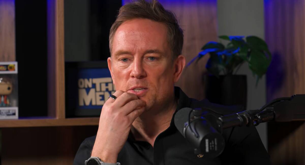 Žena slavnog voditelja umrla 3 dana posle dijagnoze: Pio flašu žestine dnevno, a onda mu je sin (8) tražio gutljaj