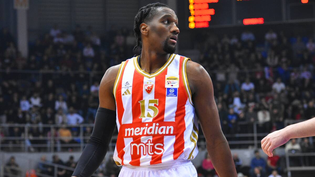 "Sada sam Srbin, valjda": Ebuka Izundu dobio pasoš i poslao poruku koja je oduševila sve