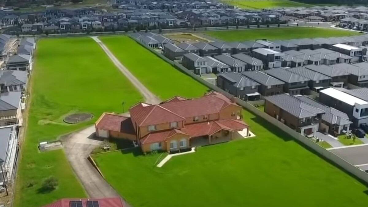 "Ne prodajemo svoj dom": Ni 30 miliona evra nije pokolebalo ovu porodicu da kuću proda za luksuzne zgrade