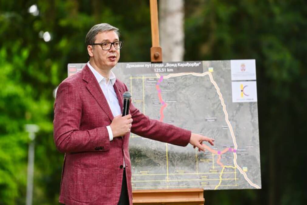 Put "Vožd Karađorđe" spaja Srbiju, Vučić prisustvovao potpisivanju ugovora: "Kosmaj i Bukulja biće nadohvat ruke