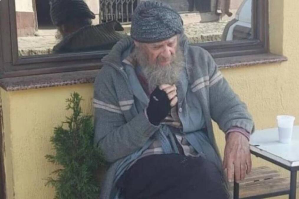 Žene sekle vene za njim, a on kao beskućnik: Oženio se 32 godine mlađom, a sad sve šokirao zapuštenim izdanjem