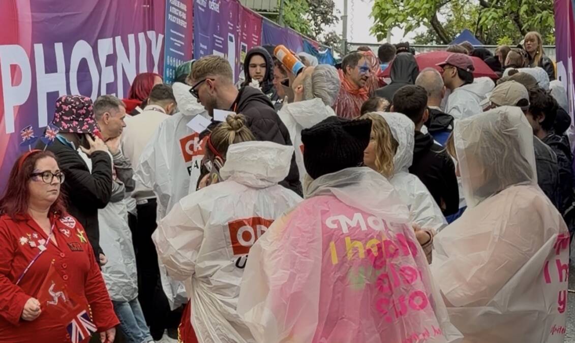Haos pred finale Evrovizije: Nakon što je obezbeđenje tuklo fana sve vrvi od policije, sve pretresaju