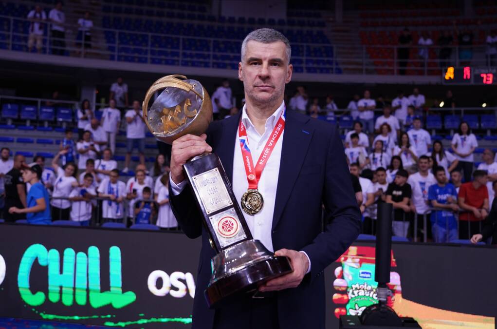 "Ovo je za Duleta i mog kuma koji je preminuo": Jovanović na ivici suza posle titule, rekao šta mu leži na srcu