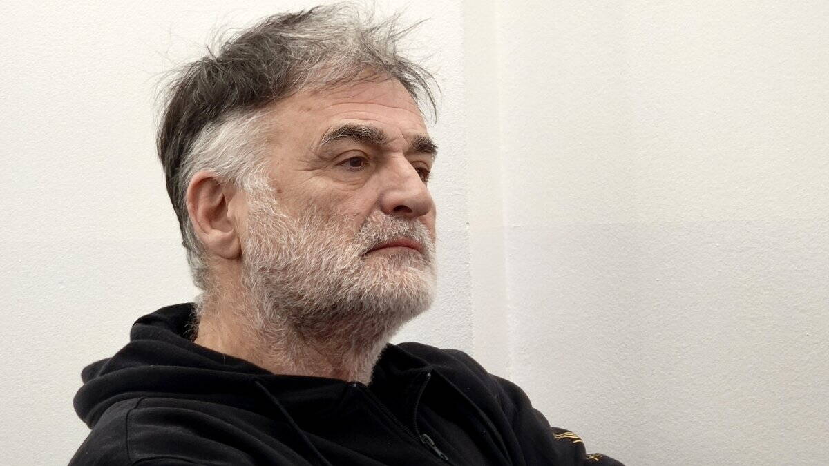 Sve žene sa kojima je bio Branislav Lečić: Zbog prve tražio dozvolu patrijarha, a 30 godina mlađu krije od svih
