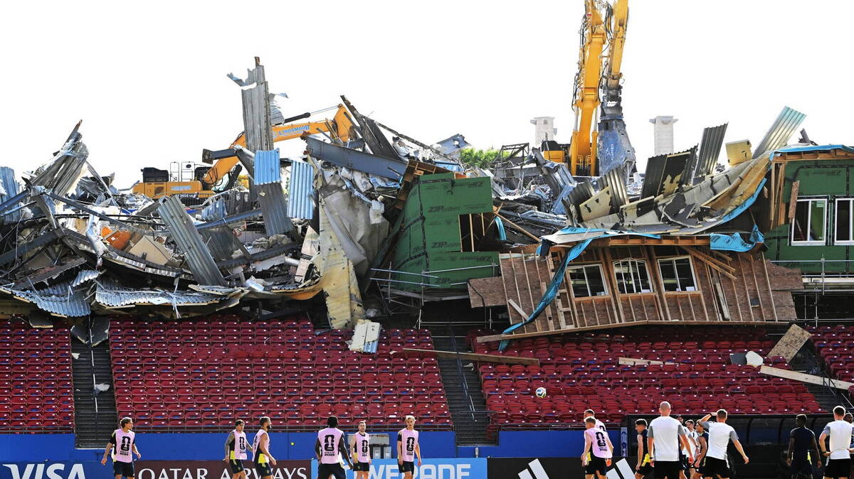Šok na Mundijalu: Šveđani trenirali dok se rušio stadion