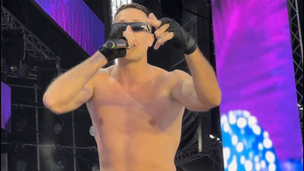 Gazda Paja u neviđenom izdanju na Music Week festivalu: Izašao na binu bez majice, izgleda nikad bolje (Video)