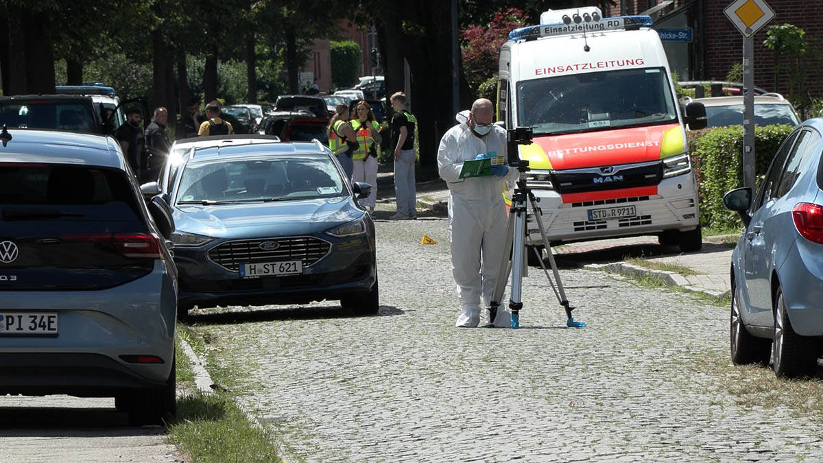 Prve slike masakra u Nemačkoj: Ubijeno 5 osoba, zatvoren centar grada, helikopteri nadleću mesto zločina (Foto)