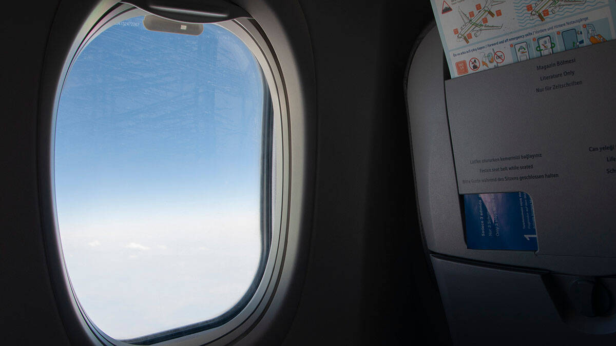 Ovaj detalj u avionu ste svi primetili: Ne paničite, postoje 3 ključna razloga zašto je tu