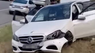 Teška saobraćajna nesreća na autoputu kod Smedereva: Povređeno četvoro ljudi, među njima dvoje dece (Video)