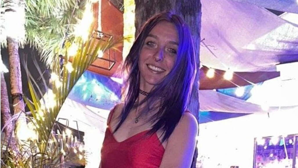 Devojka ušla u plićak, a onda je usledio horor: Zver izvela "smrtonosni obrt" i rastrgla je pred očima dečka