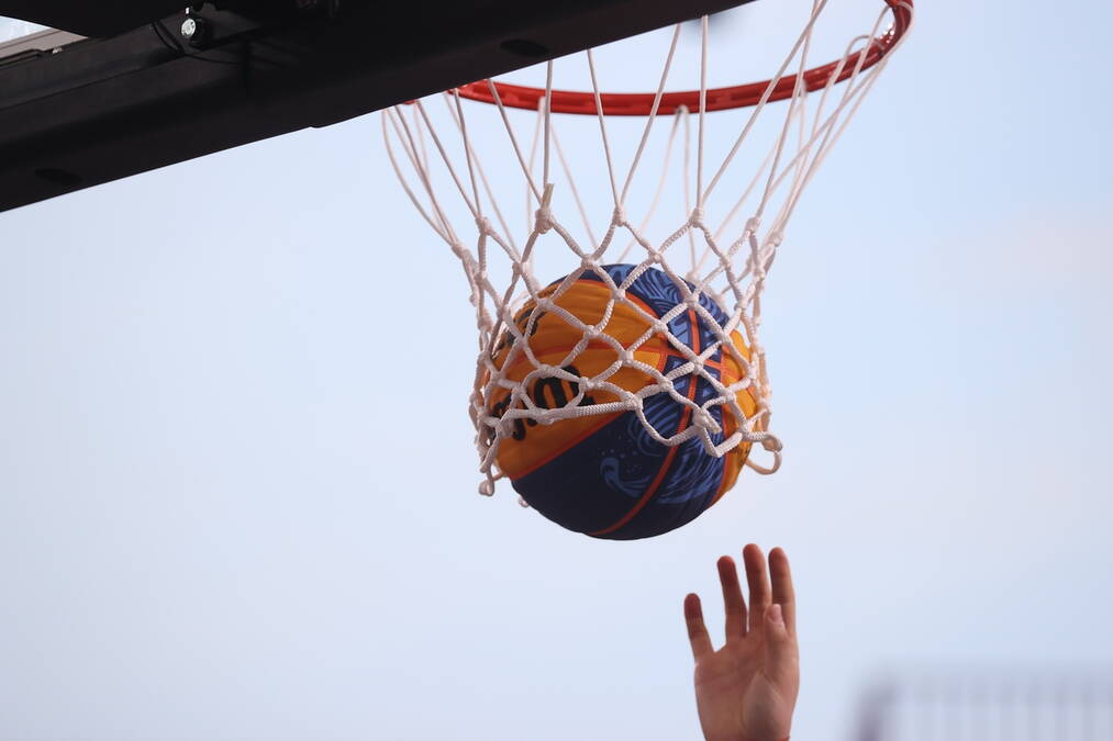 Srbija pokorila Rigu: Mladi basketaši osvojili prvi turnir