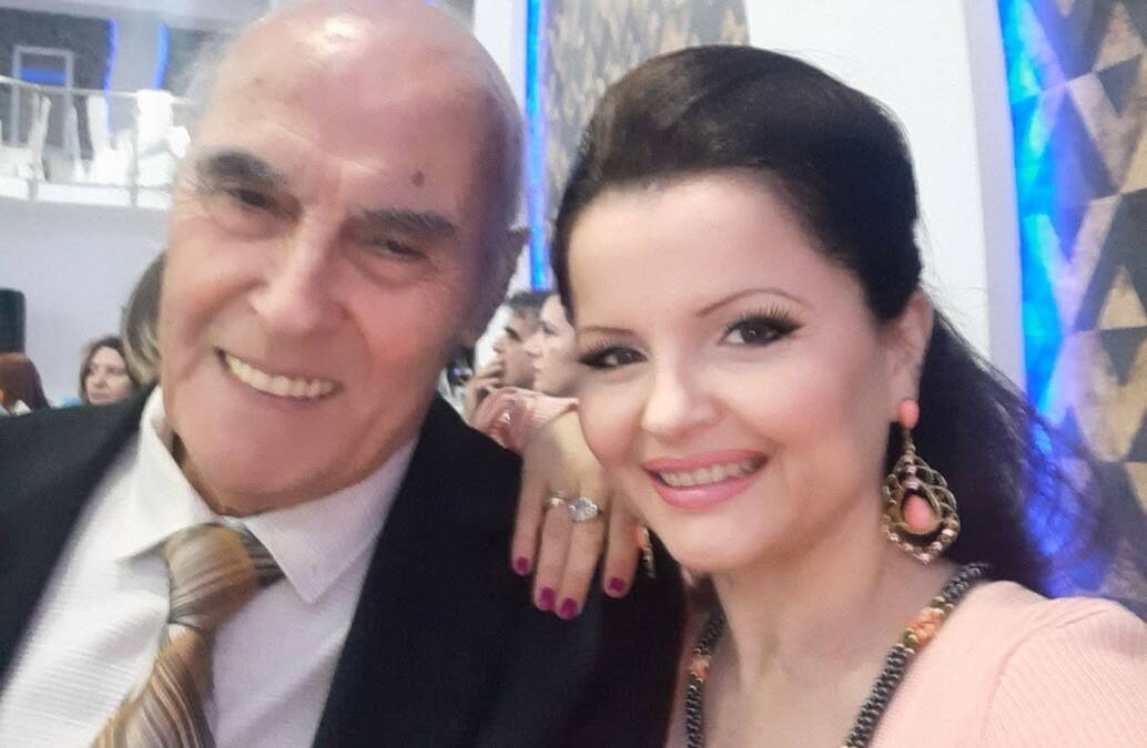 Andrija Bajić verio Malu Canu u kući legendarnog pevača: "Tu su bili Dušan Savić i moja koleginica"