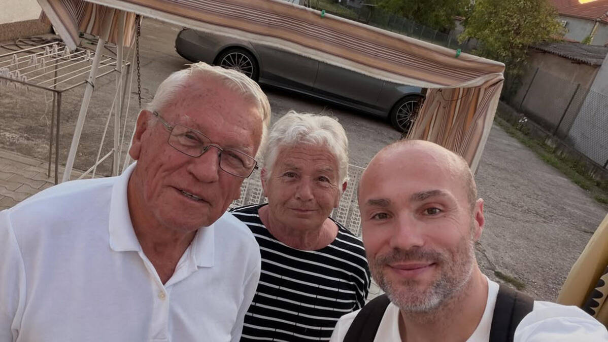 "Milanče je sada naš novi heroj": Reči Ace Sofronijevića o uspehu legendarnog pevača teraju suze na oči