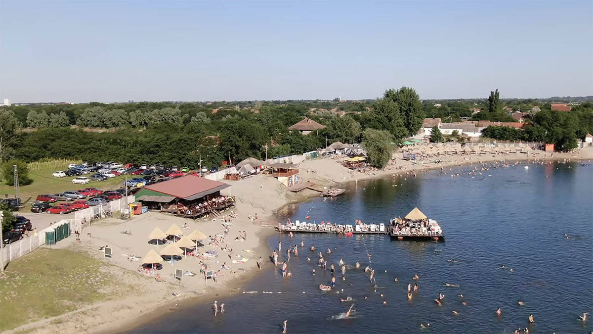 "Srpska Kopakabana" na sat vremena od Beograda: Skriveni letnji raj sa besplatnim peščanim plažama