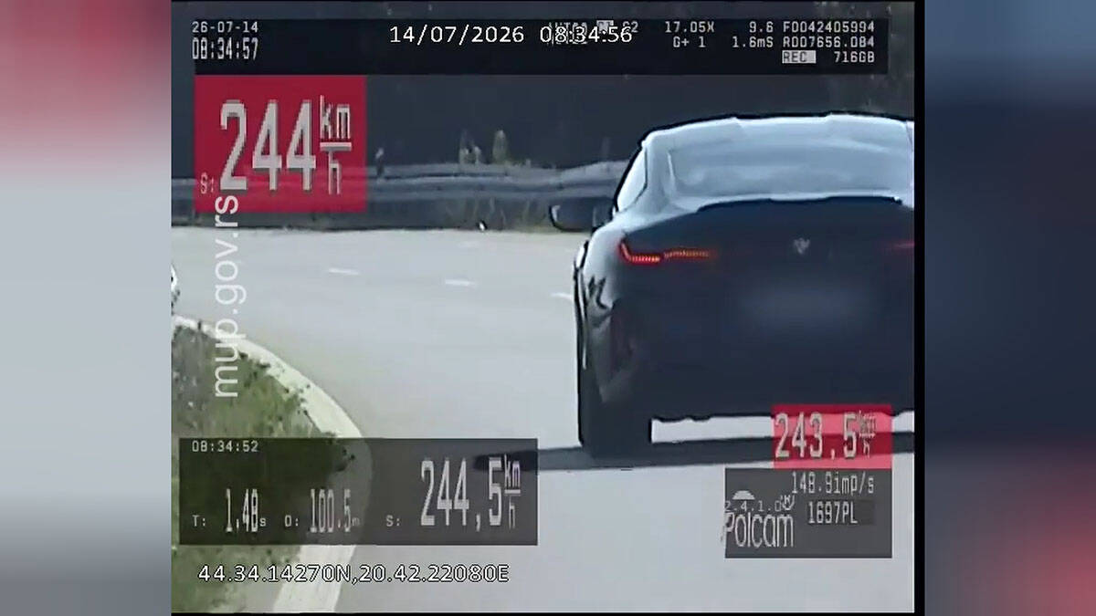 Jurio 244 km/h gde je dozvoljeno 130: Presretač zaustavio bahatog vozača BMW-a kod Malog Požarevca