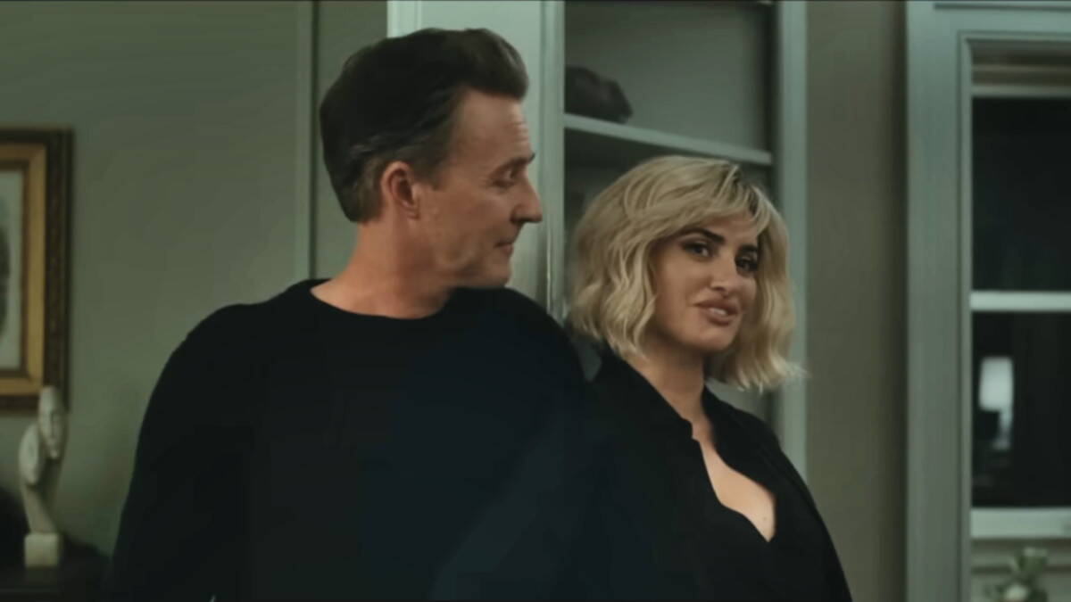 Zašto svi pričaju o novom filmu "The Invite"? Jedan poziv, mnogo tajni i urnebesno veče koje razotkriva sve
