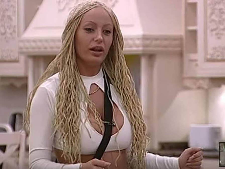Nevena Hot se oprostila od ćerke potresnim rečima: "Počivaj u miru moj anđele, ponovo ćemo se sresti"
