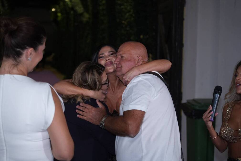 "Ne podržavam ih, bili su najgori": Asminovi roditelji opleli po Maji, pa pali u zagrljaj Staniji Dobrojević