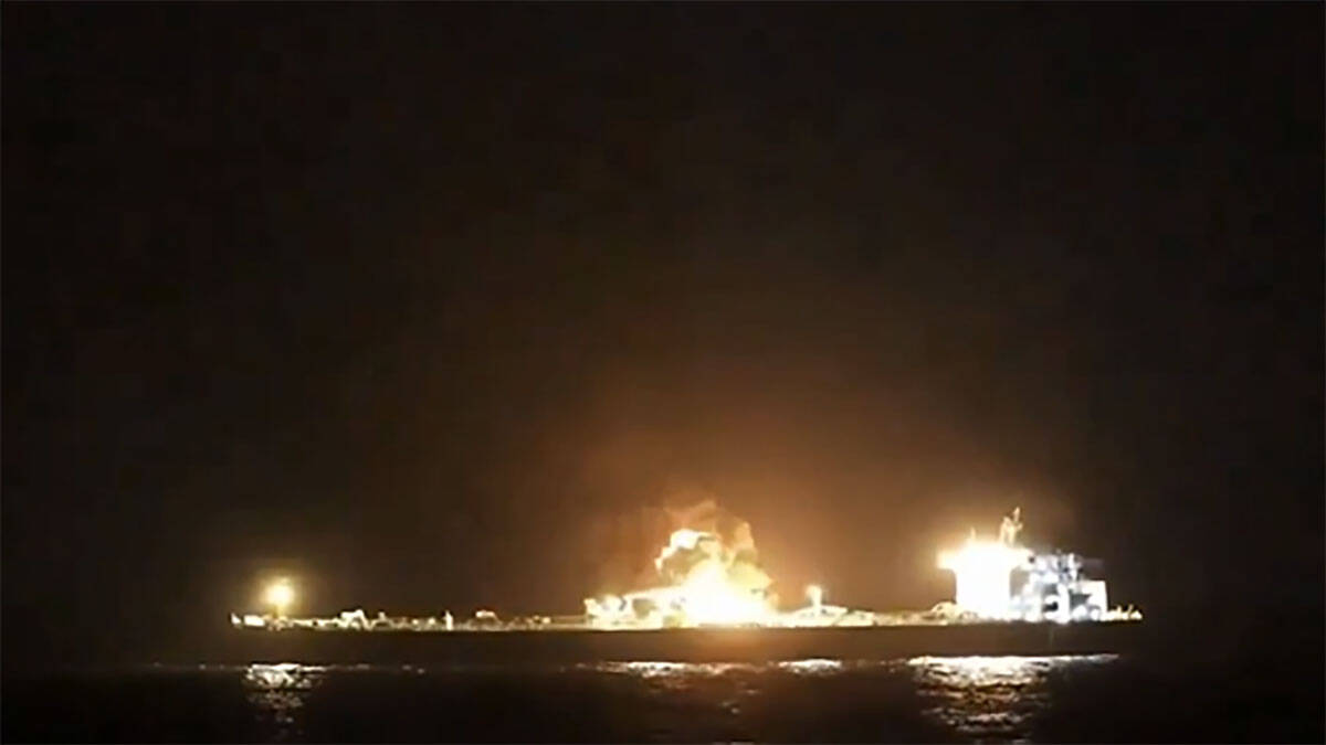 Crveno more pod vatrom: Huti gađali saudijske tankere, pozivaju se na kršenje pomorske blokade (Video)