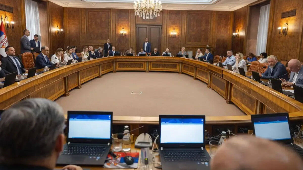 Vlada Srbije donela niz odluka: Manja participacija za 769 lekova, menjaju se porezi i doprinosi