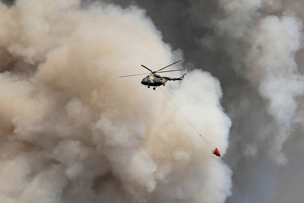 "484 ljudi i 3 helikoptera se bori sa vatrom": MUP o 4 aktivna požara u Srbiji (Foto)