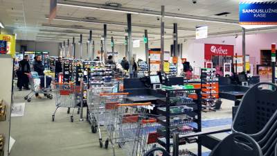 "Aman" postao vlasnik lanca "DIS": Stvoren najveći domaći trgovinski lanac  