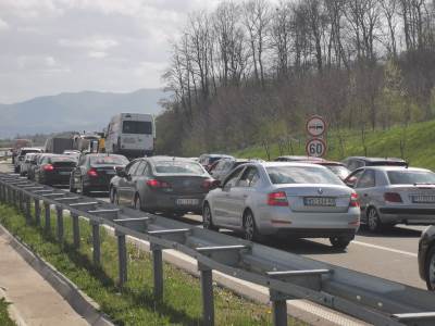 Kolaps na putevima zbog Đurđevdana: 