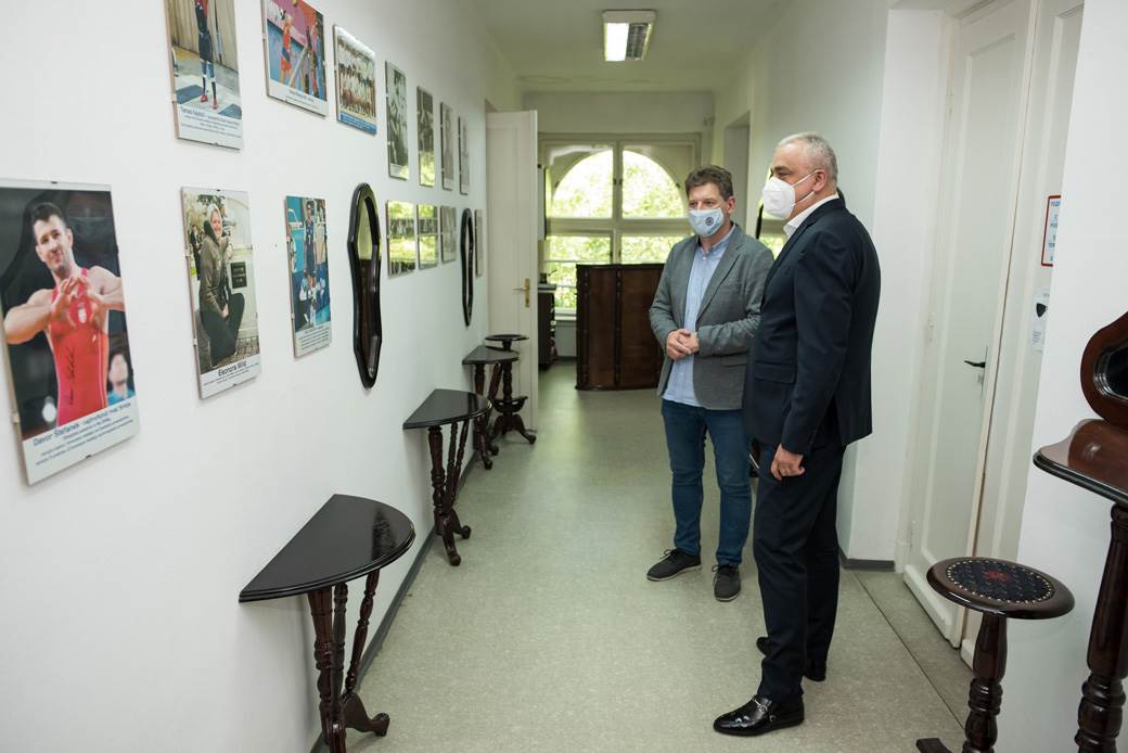 grad subotica gradonačeknik bakić i sportski savez podrzavaju fudbalske klubve