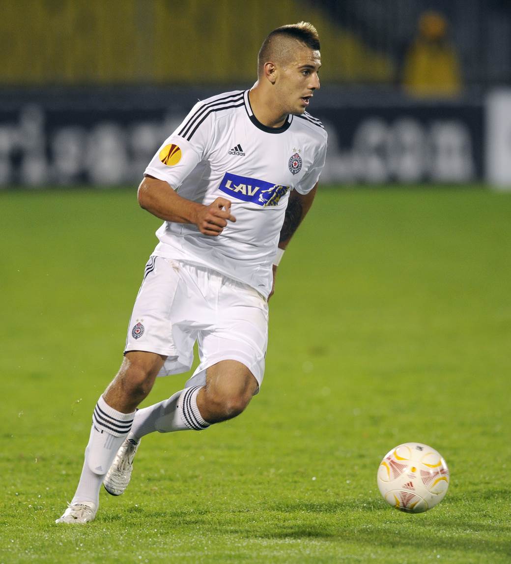 Partizan, Njukasl i Fulam sumnjali u Aleksandra Mitrovića