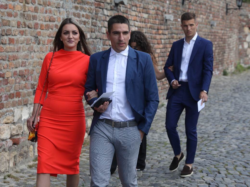 Najlepše žene fudbalera Srbije foto