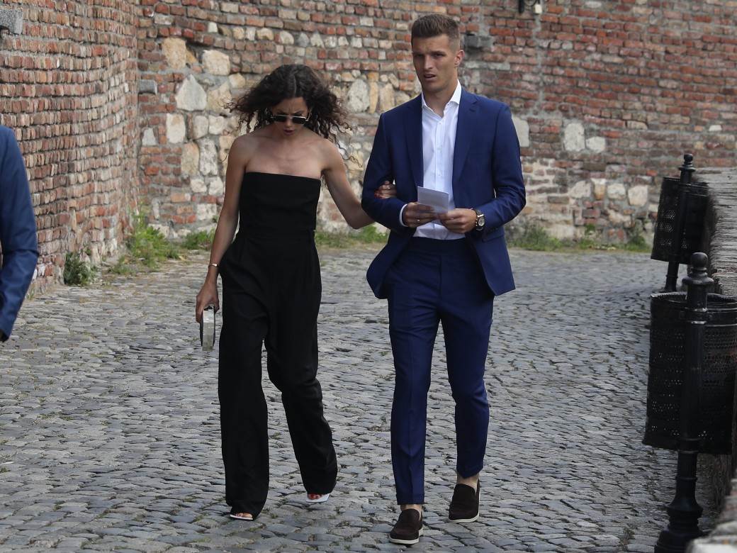 Najlepše žene fudbalera Srbije foto