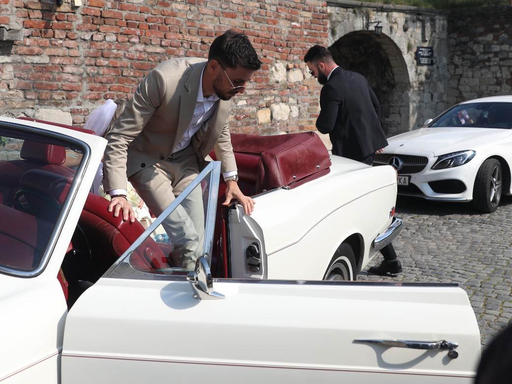 filip mladenovic vencanje foto